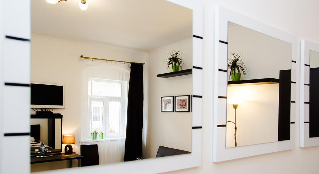 Leo Apartment Bratislava Eksteriør billede