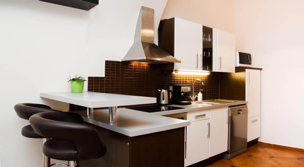 Leo Apartment Bratislava Eksteriør billede
