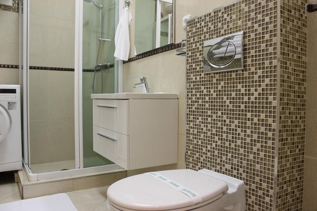 Leo Apartment Bratislava Eksteriør billede